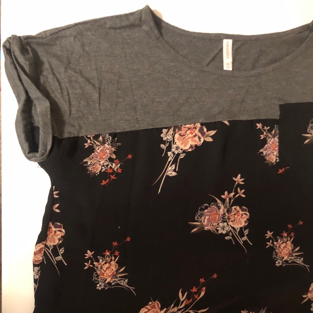 Short sleeve XXL shirt from Xhilaration